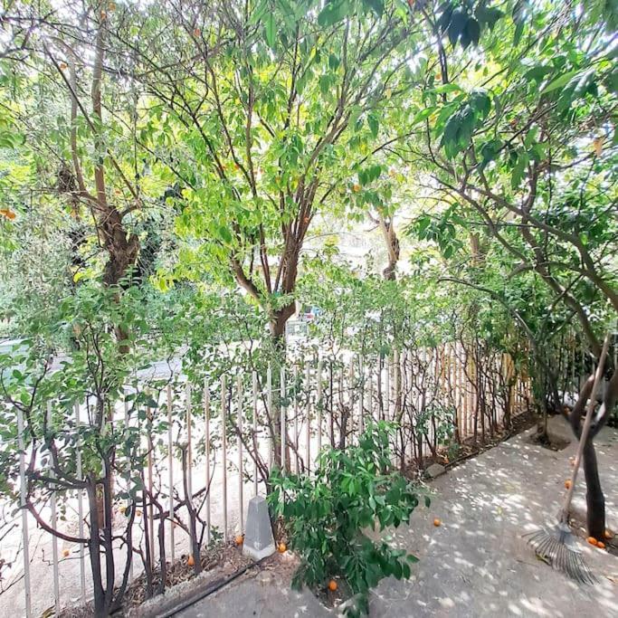 20' From The Airport,20' From The Center Of Athens Apartment Екстериор снимка